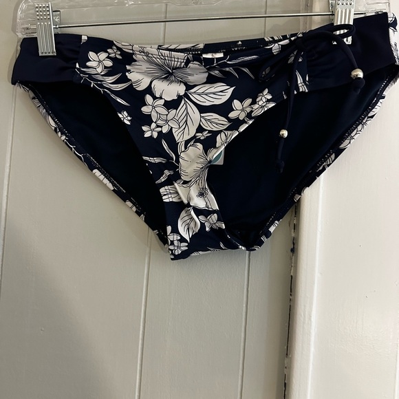 Dorina Aqua Bikini Brief Floral Print Women’s Size Medium NWT - Picture 2 of 5